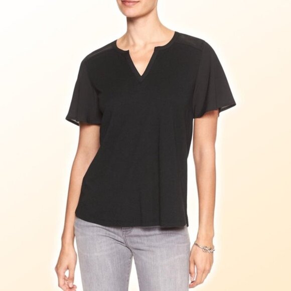 NWT BANANA REPUBLIC Notch-Neck Short Sleeve Top Sz Medium Black - Picture 1 of 5
